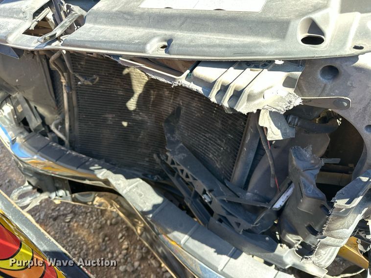 image for item ER4915 2018 Ford F350 Super Duty XL utility bed pickup truck