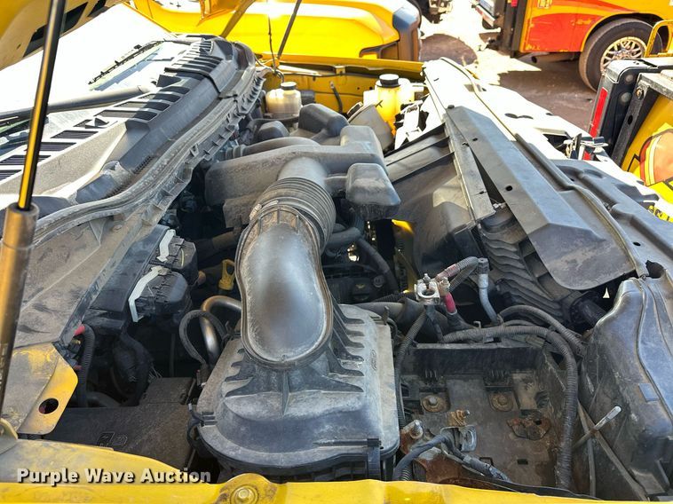 image for item ER4915 2018 Ford F350 Super Duty XL utility bed pickup truck