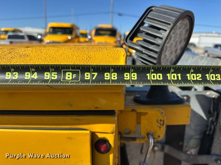 image for item ER4916 2017 Ford F350 Super Duty XL utility bed pickup truck