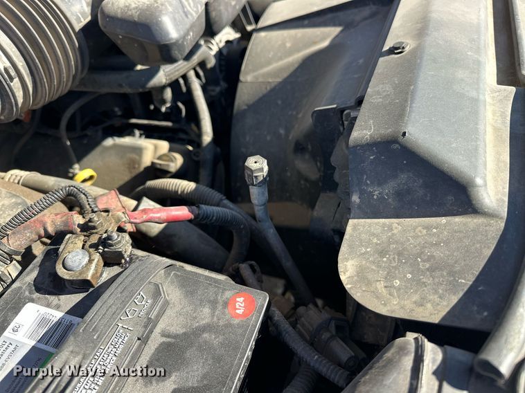 image for item ER4916 2017 Ford F350 Super Duty XL utility bed pickup truck