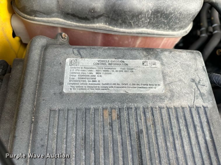 image for item ER4917 2016 Chevrolet Silverado 3500HD utility bed pickup truck