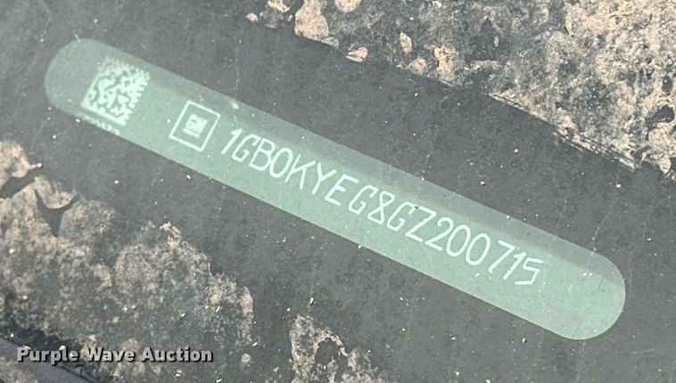 image for item ER4917 2016 Chevrolet Silverado 3500HD utility bed pickup truck