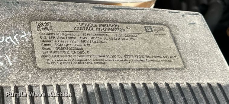 image for item ER4918 2016 Chevrolet Silverado 3500HD utility bed pickup truck