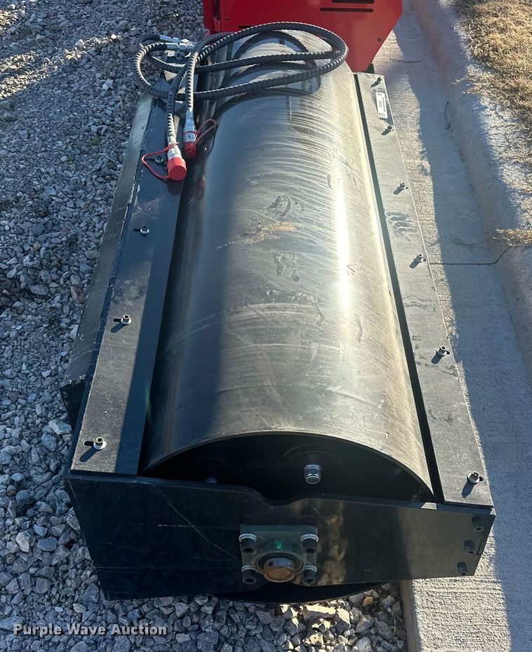 image for item ER4924 2024 GIYI GY-VR59 skid steer vibratory roller