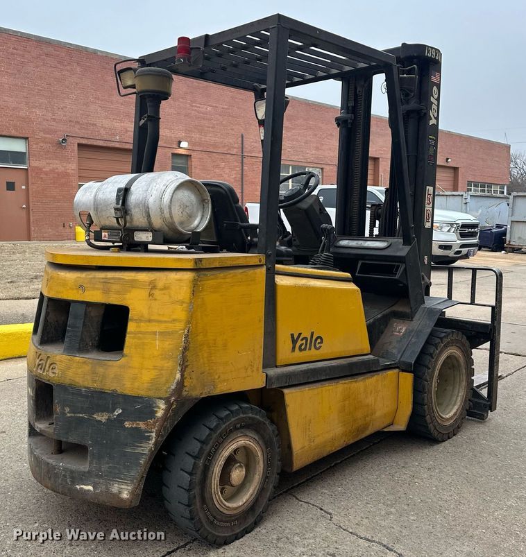 image for item ER4945 2000 Yale GLP065TGNUAE093 forklift
