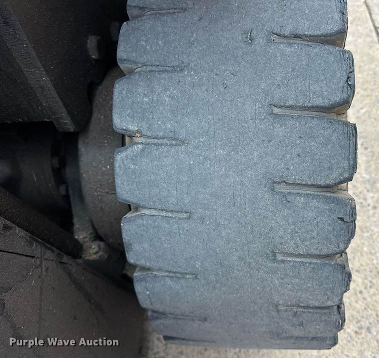 image for item ER4945 2000 Yale GLP065TGNUAE093 forklift