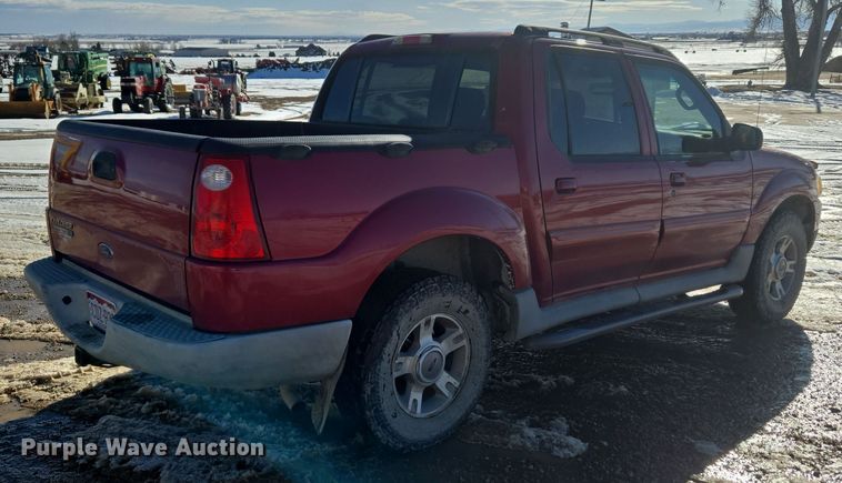 image for item ER5120 2003 Ford Explorer Sport Trac pickup truck