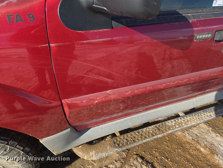image for item ER5120 2003 Ford Explorer Sport Trac pickup truck