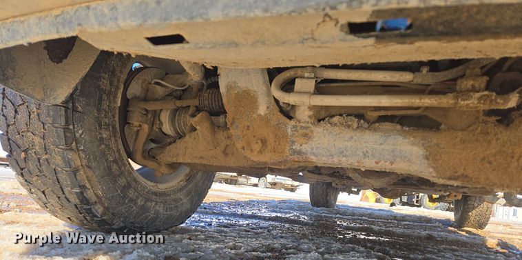 image for item ER5120 2003 Ford Explorer Sport Trac pickup truck