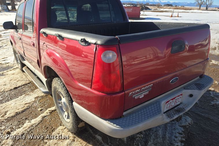 image for item ER5120 2003 Ford Explorer Sport Trac pickup truck