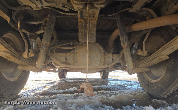 image for item ER5120 2003 Ford Explorer Sport Trac pickup truck