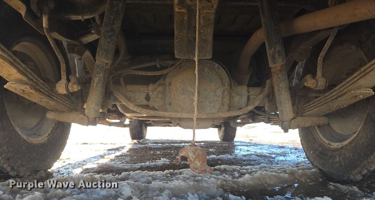 image for item ER5120 2003 Ford Explorer Sport Trac pickup truck