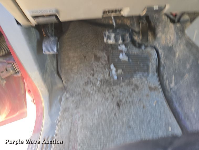 image for item ER5120 2003 Ford Explorer Sport Trac pickup truck