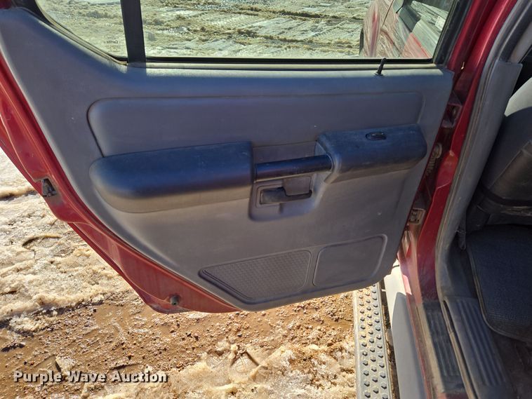 image for item ER5120 2003 Ford Explorer Sport Trac pickup truck