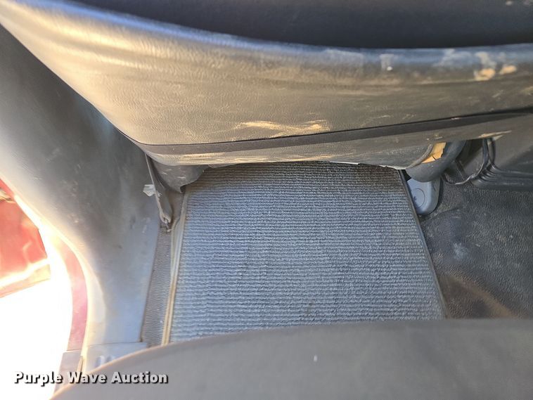 image for item ER5120 2003 Ford Explorer Sport Trac pickup truck