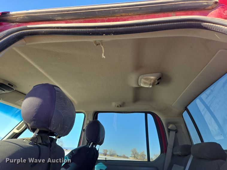 image for item ER5120 2003 Ford Explorer Sport Trac pickup truck