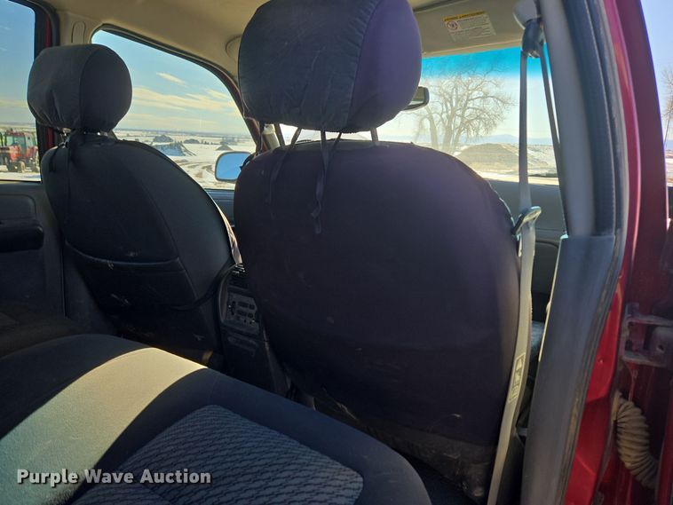 image for item ER5120 2003 Ford Explorer Sport Trac pickup truck