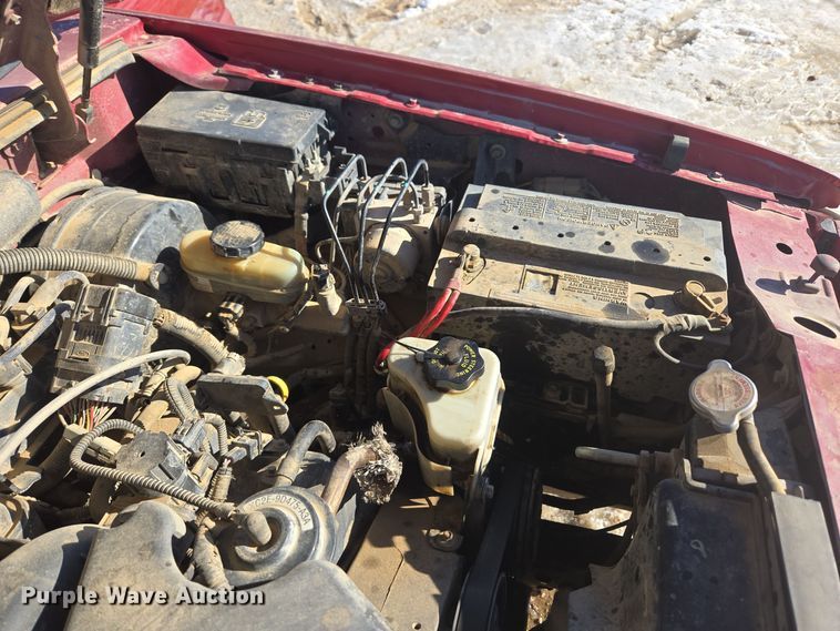 image for item ER5120 2003 Ford Explorer Sport Trac pickup truck