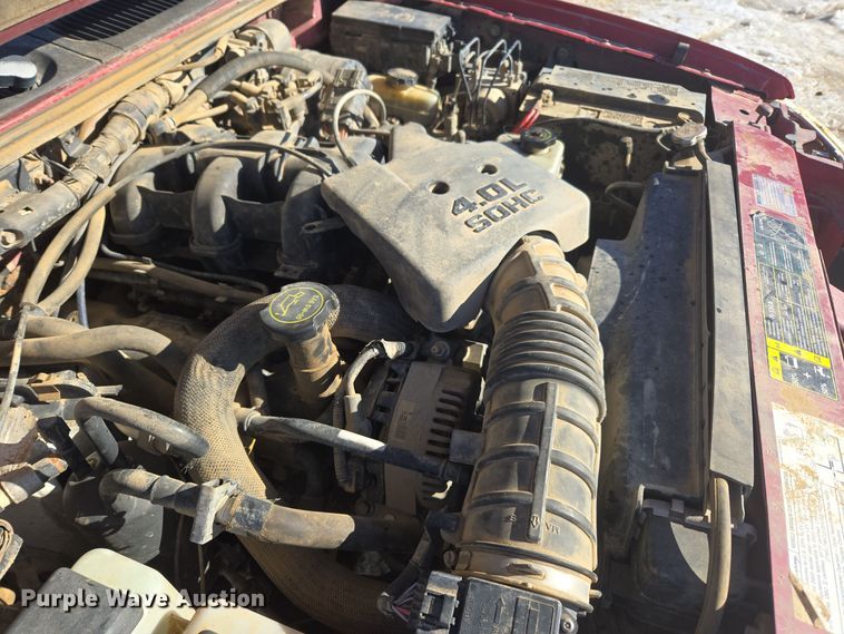 image for item ER5120 2003 Ford Explorer Sport Trac pickup truck