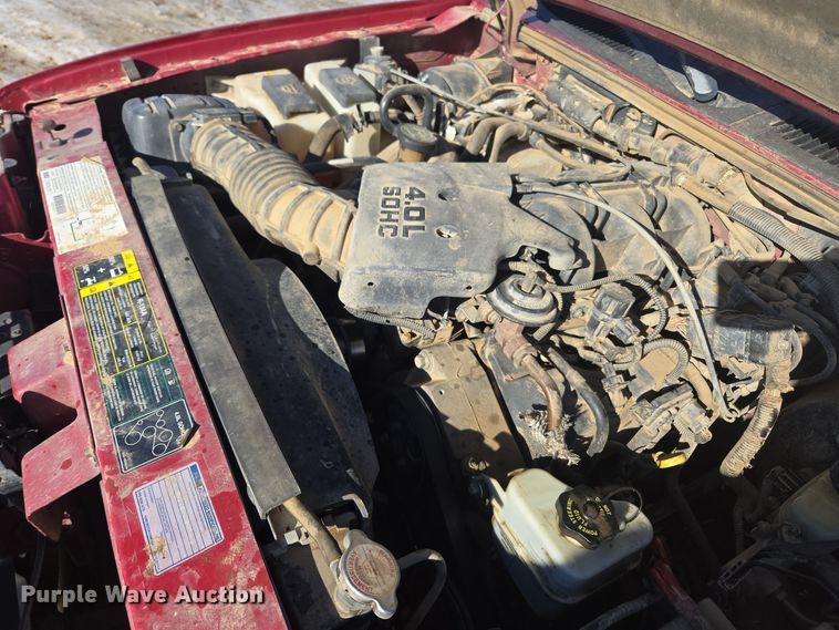 image for item ER5120 2003 Ford Explorer Sport Trac pickup truck