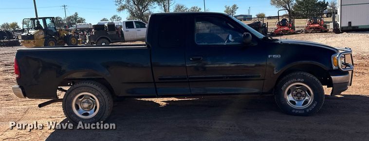 image for item ER8360 2003 Ford F150 SuperCab pickup truck