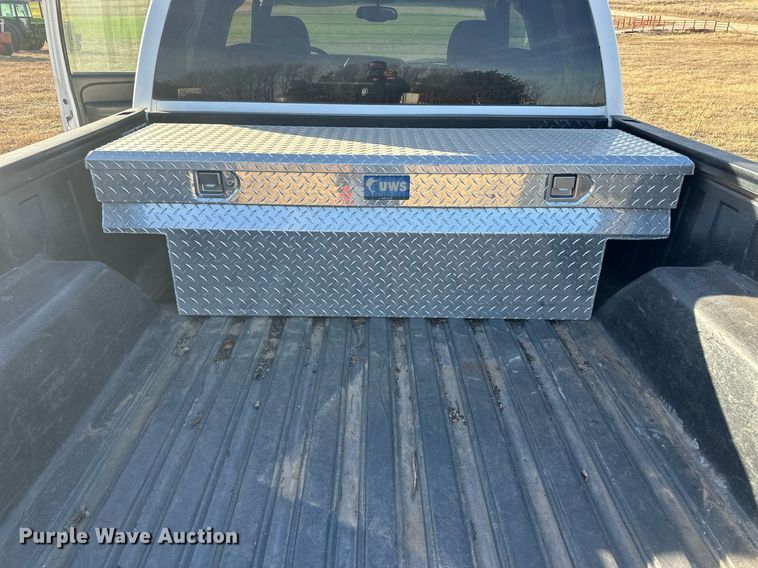 image for item ER8480 2005 Chevrolet Silverado 1500  Ext. Cab pickup truck