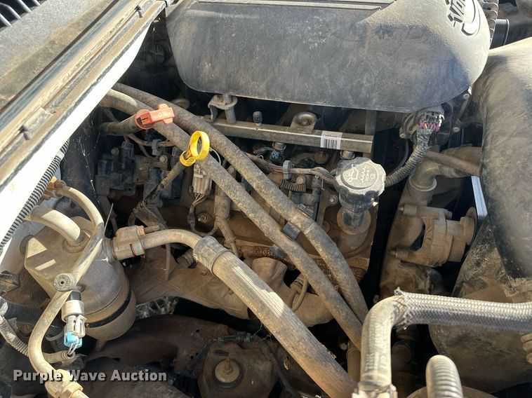 image for item ER8480 2005 Chevrolet Silverado 1500  Ext. Cab pickup truck