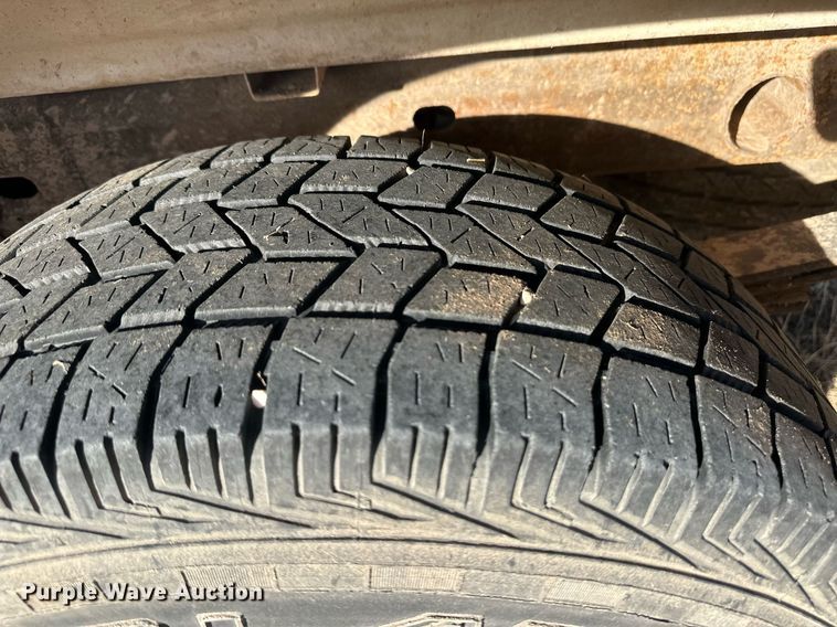 image for item ER8480 2005 Chevrolet Silverado 1500  Ext. Cab pickup truck