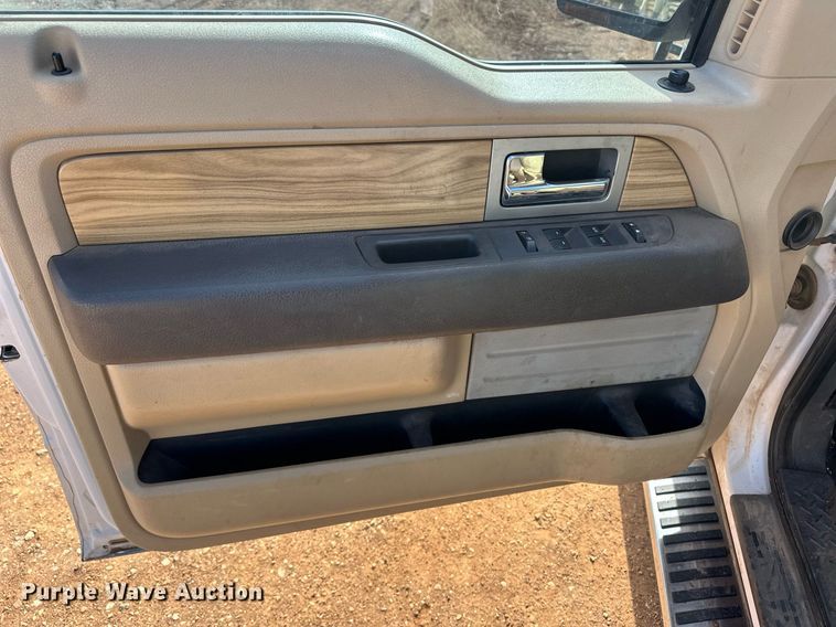 image for item ER8663 2011 Ford F150 SuperCrew pickup truck