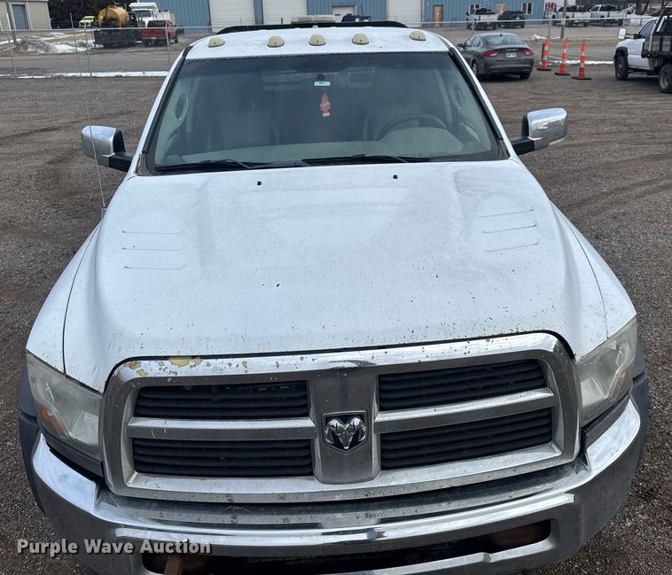 image for item LH9455 2011 Dodge Ram 4500HD Crew Cab flatbed truck