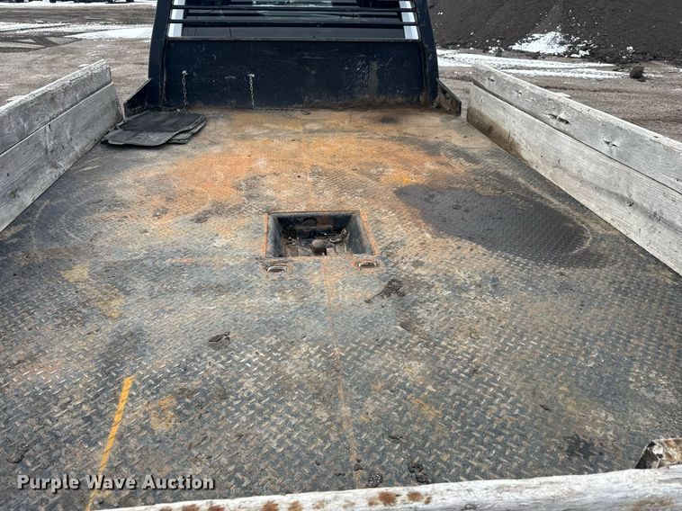 image for item LH9455 2011 Dodge Ram 4500HD Crew Cab flatbed truck