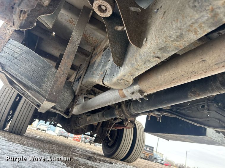 image for item LH9455 2011 Dodge Ram 4500HD Crew Cab flatbed truck