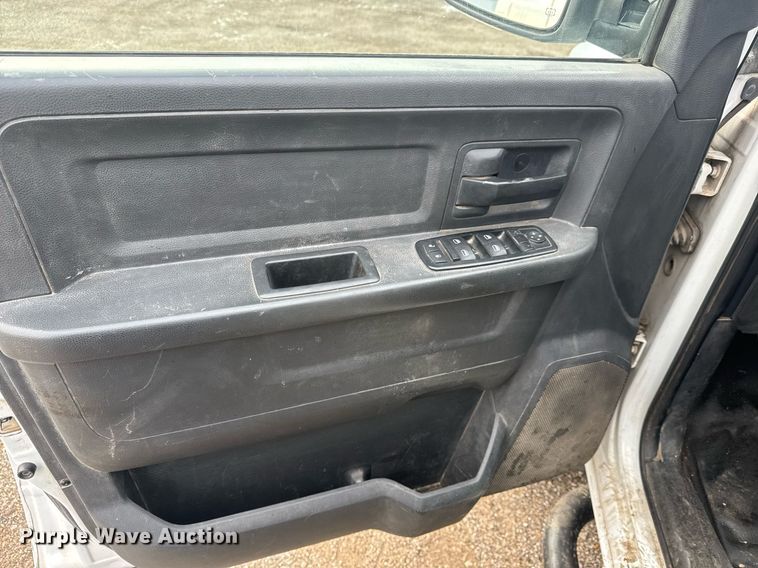 image for item LH9455 2011 Dodge Ram 4500HD Crew Cab flatbed truck