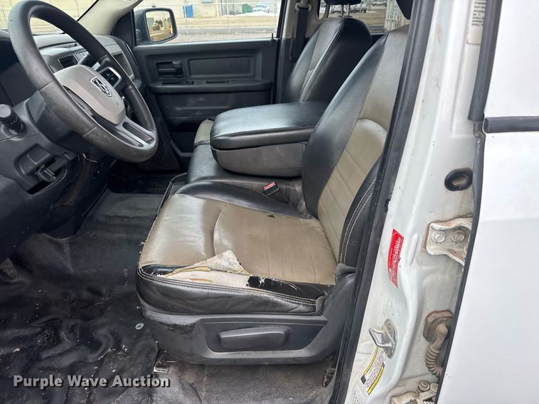 image for item LH9455 2011 Dodge Ram 4500HD Crew Cab flatbed truck