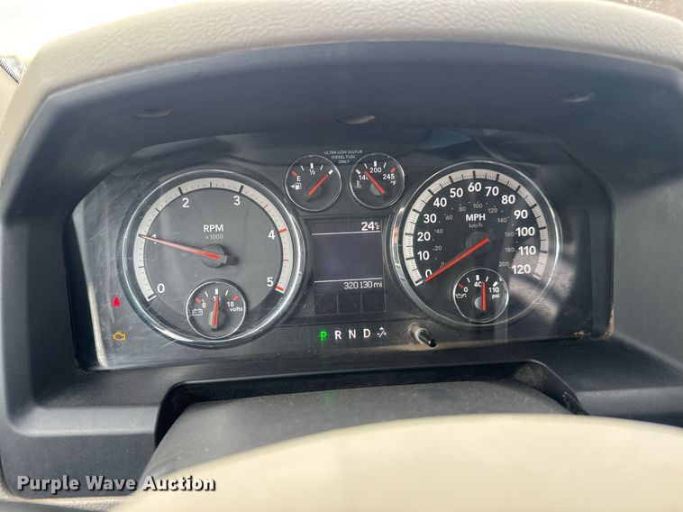 image for item LH9455 2011 Dodge Ram 4500HD Crew Cab flatbed truck