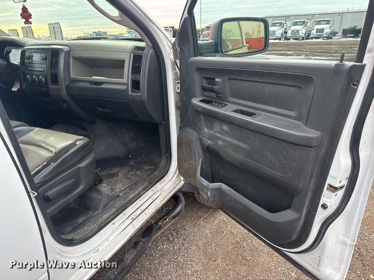 image for item LH9455 2011 Dodge Ram 4500HD Crew Cab flatbed truck