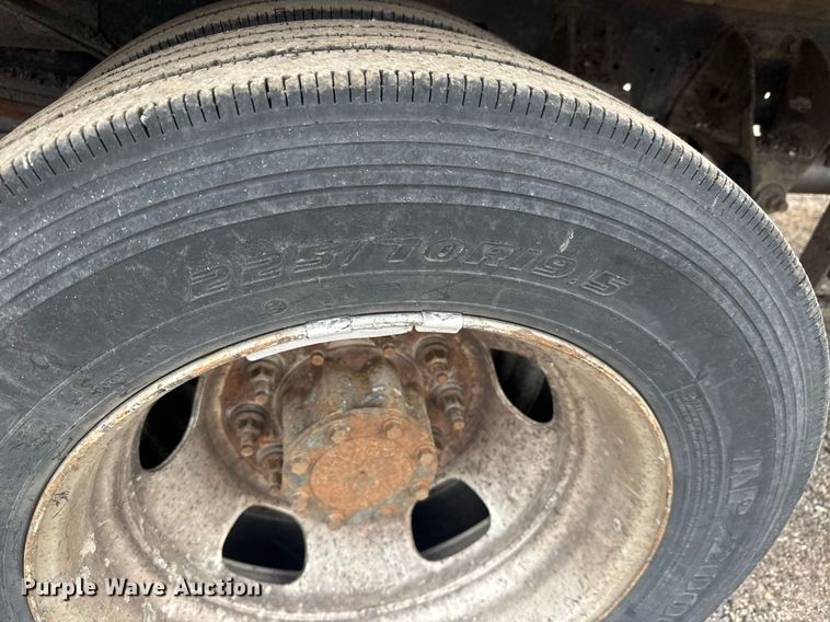 image for item LH9455 2011 Dodge Ram 4500HD Crew Cab flatbed truck