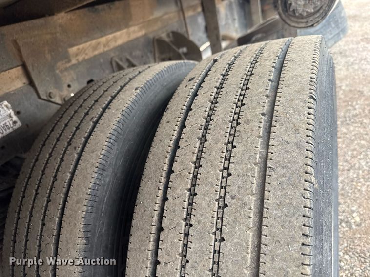 image for item LH9455 2011 Dodge Ram 4500HD Crew Cab flatbed truck