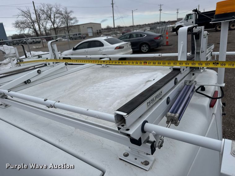 image for item LH9457 Maranda M-170 pickup truck topper