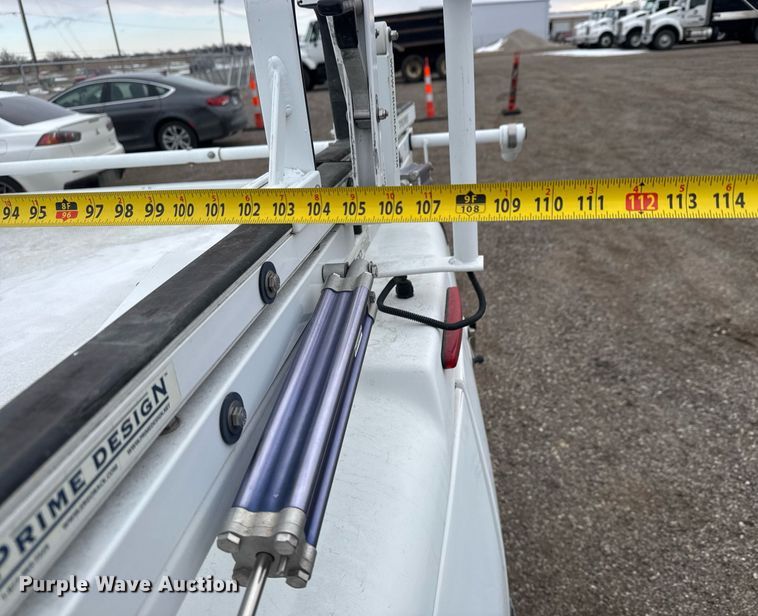 image for item LH9457 Maranda M-170 pickup truck topper