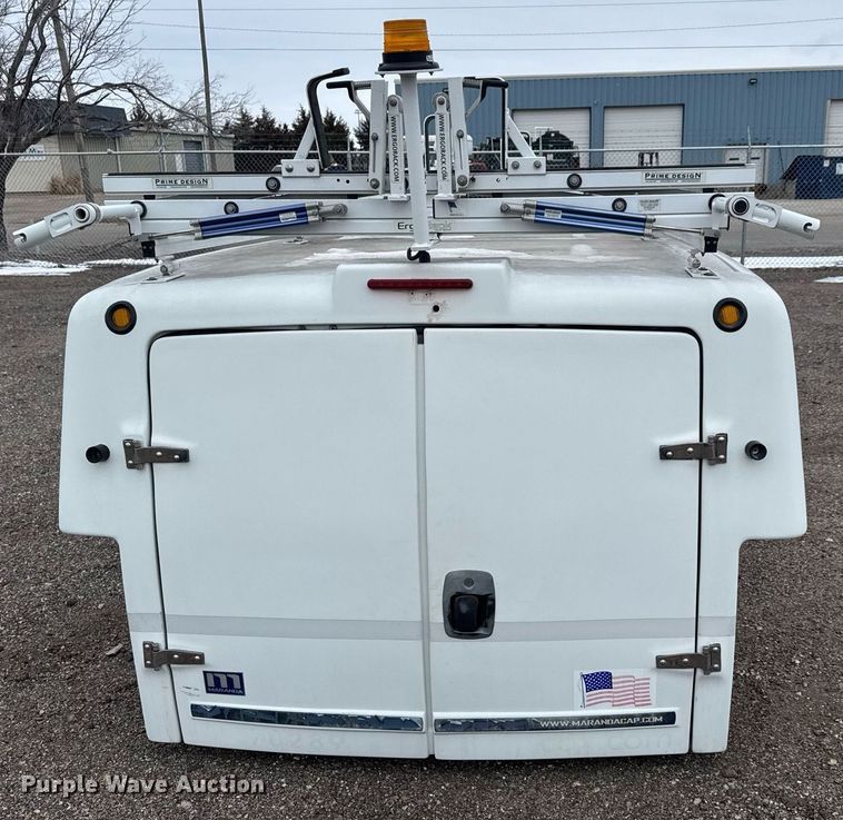 image for item LH9458 Maranda  M-170 pickup truck topper