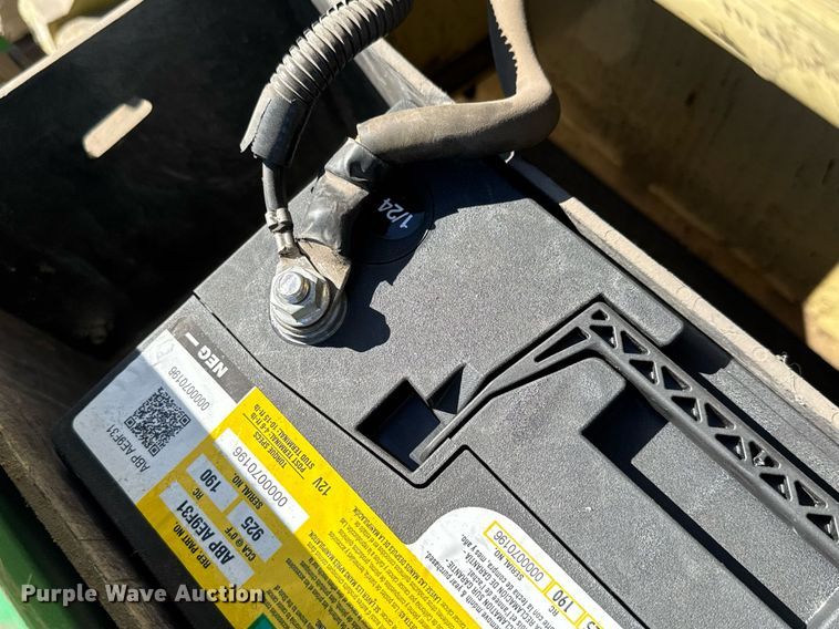 image for item LH9471 2004 JLG 1930ES scissor lift