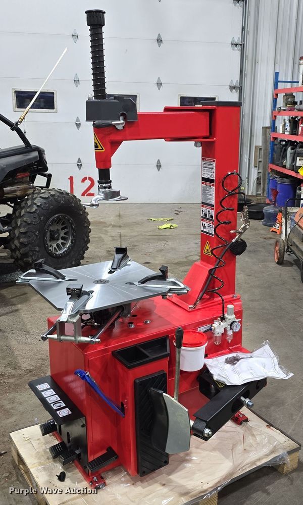 image for item LX9036 2024 Tyre Changer tire machine