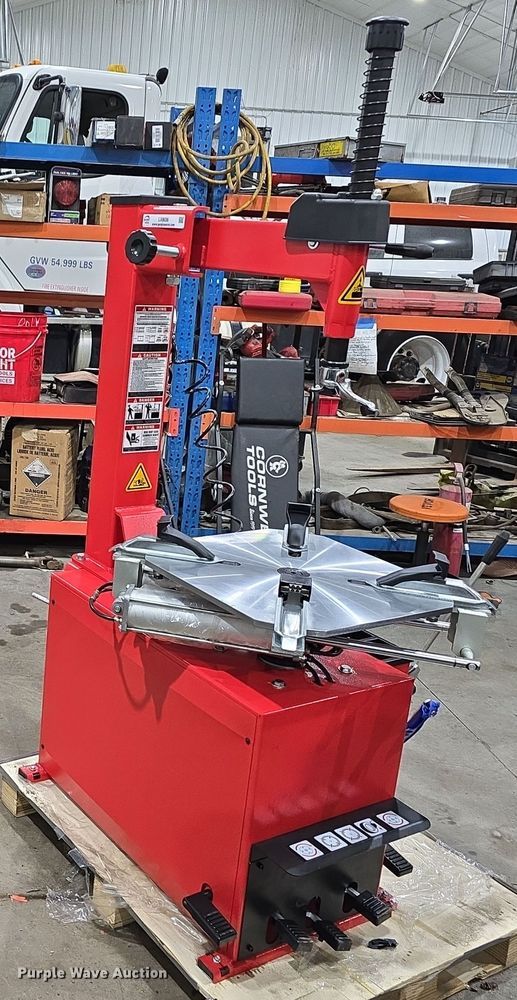 image for item LX9036 2024 Tyre Changer tire machine