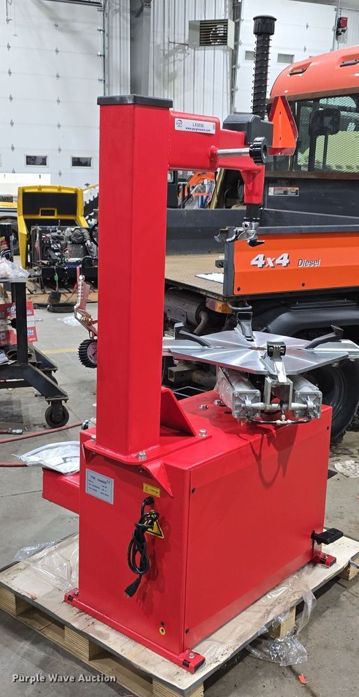image for item LX9036 2024 Tyre Changer tire machine