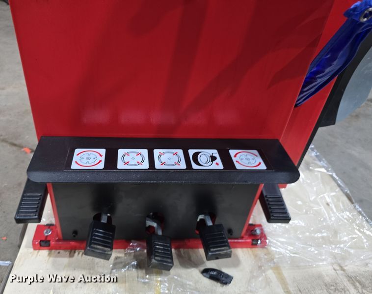 image for item LX9036 2024 Tyre Changer tire machine