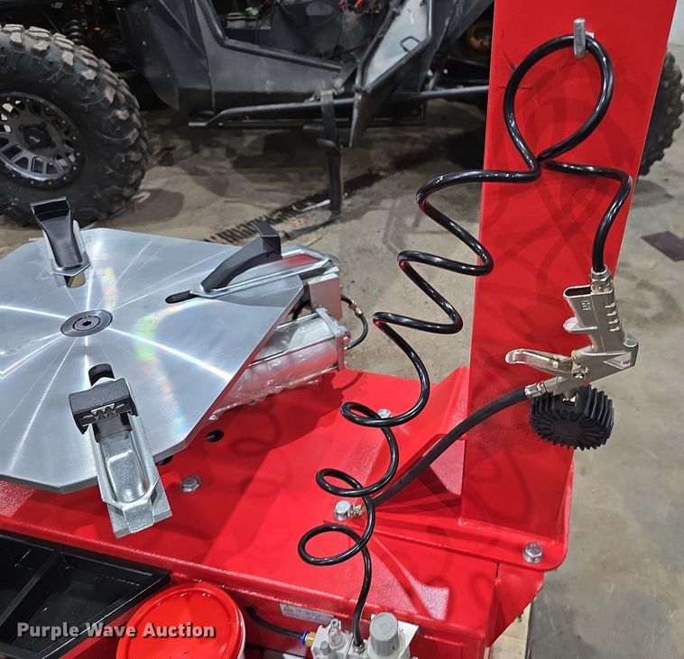 image for item LX9036 2024 Tyre Changer tire machine