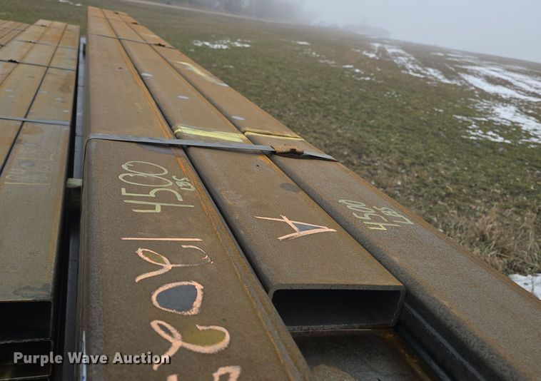 image for item NI9430 (33) pieces of steel