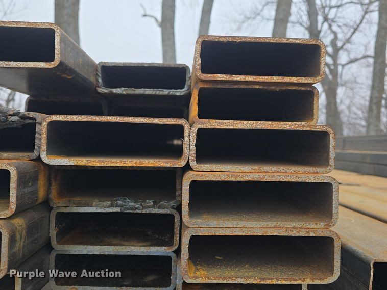 image for item NI9430 (33) pieces of steel