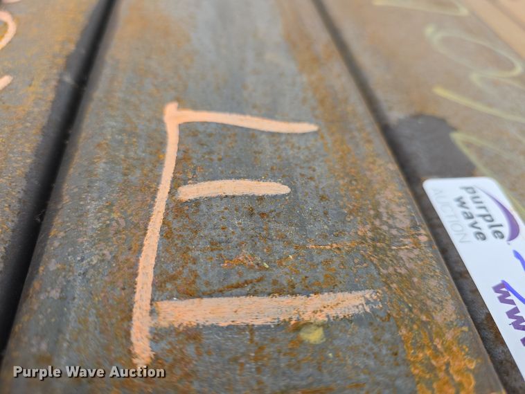 image for item NI9434 (25) pieces of steel